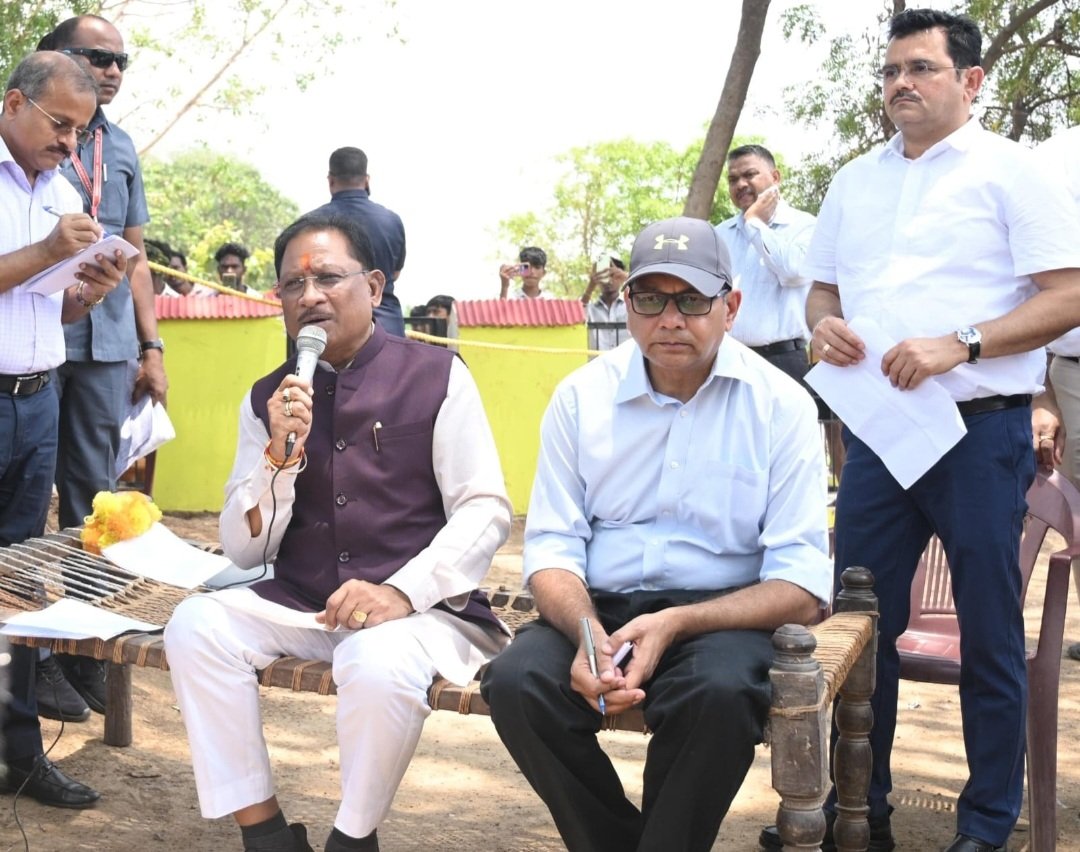 सुशासन तिहार 2025 - मुख्यमंत्री विष्णुदेव साय का आकस्मिक दौरा .. Kshiti Technologies सुशासन तिहार 2025 - मुख्यमंत्री विष्णुदेव साय का आकस्मिक दौरा .. Kshiti Technologies