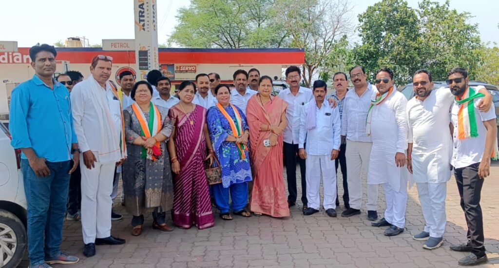 संविधान बचाओ रैली में डॉ. चरणदास महंत के समर्थन में विधानसभा क्षेत्र सक्ती से उमड़ा जनसैलाब .. Kshiti Technologies संविधान बचाओ रैली में डॉ. चरणदास महंत के समर्थन में विधानसभा क्षेत्र सक्ती से उमड़ा जनसैलाब .. Kshiti Technologies