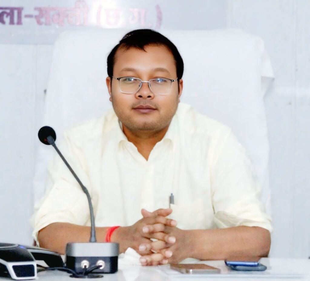 कलेक्टर ने ली साप्ताहिक समय सीमा की बैठक .. Kshiti Technologies कलेक्टर ने ली साप्ताहिक समय सीमा की बैठक .. Kshiti Technologies