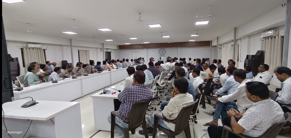 खरीफ वर्ष 2025 की तैयारी हेतु खाद बीज पर चर्चा .. Kshiti Technologies खरीफ वर्ष 2025 की तैयारी हेतु खाद बीज पर चर्चा .. Kshiti Technologies