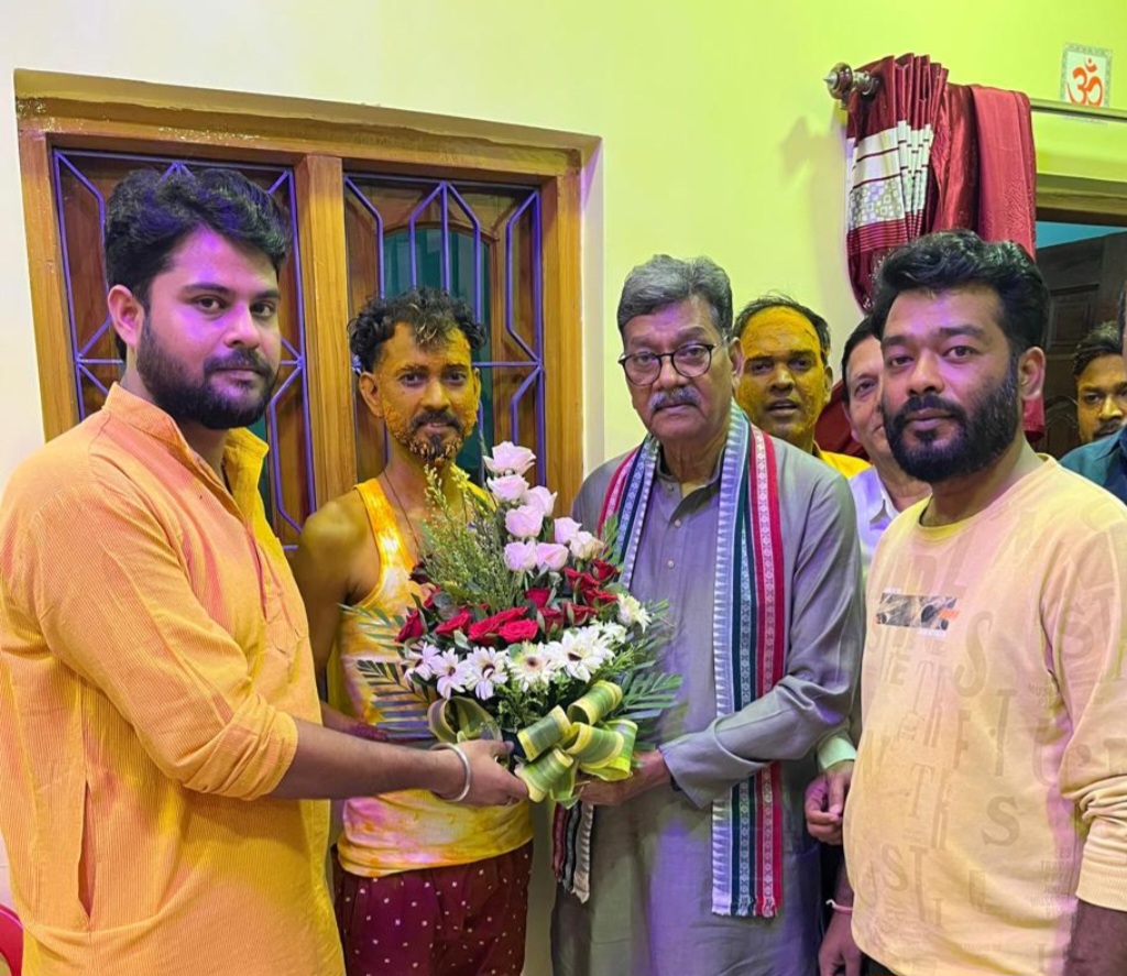 अपने कार्यकर्ता के विवाह समारोह के हल्दी कार्यक्रम में बिना सूचना अचानक पहुंचे डॉ. महंत, परिजनों में खुशी की लहर .. Kshiti Technologies अपने कार्यकर्ता के विवाह समारोह के हल्दी कार्यक्रम में बिना सूचना अचानक पहुंचे डॉ. महंत, परिजनों में खुशी की लहर .. Kshiti Technologies