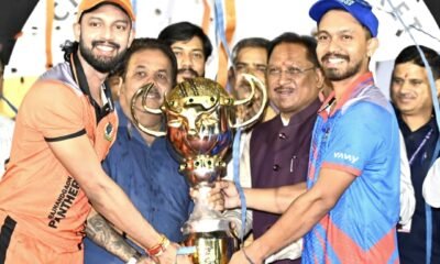 मुख्यमंत्री ने छत्तीसगढ़ क्रिकेट प्रीमियर लीग की विजेता टीमों को सौंपा विनर्स कप .. Kshiti Technologies