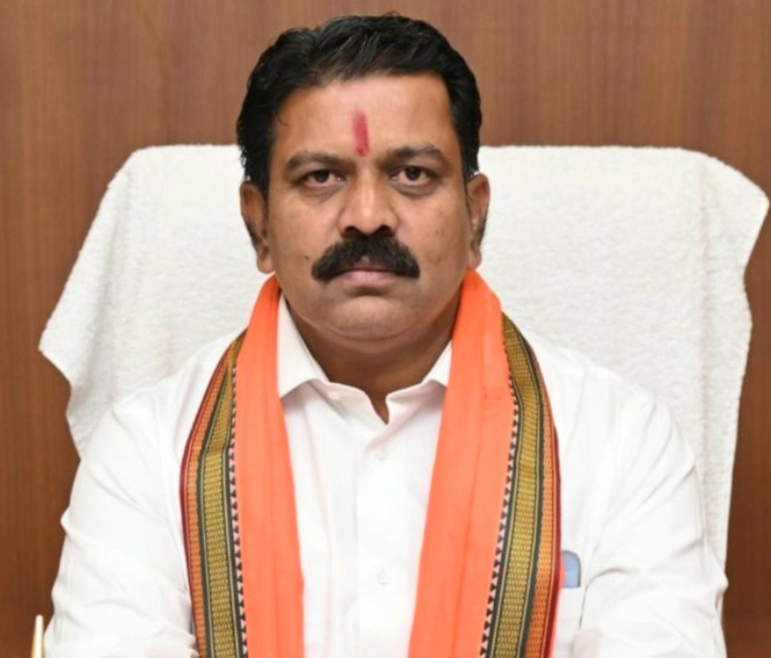 छत्तीसगढ़ पुलिस में भाषा का बड़ा बदलाव: उर्दू-फारसी शब्दों की जगह अब सरल हिंदी का होगा प्रयोग .. Kshiti Technologies छत्तीसगढ़ पुलिस में भाषा का बड़ा बदलाव: उर्दू-फारसी शब्दों की जगह अब सरल हिंदी का होगा प्रयोग .. Kshiti Technologies