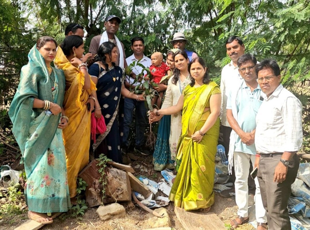 पुत्र के नाम पर आम का पौधा रोपित, संरक्षण का लिया संकल्प, भड़ोरा गांव में षष्ठी एवं जन्मोत्सव पर पर्यावरण संरक्षण का अनूठा संदेश .. Kshiti Technologies पुत्र के नाम पर आम का पौधा रोपित, संरक्षण का लिया संकल्प, भड़ोरा गांव में षष्ठी एवं जन्मोत्सव पर पर्यावरण संरक्षण का अनूठा संदेश .. Kshiti Technologies