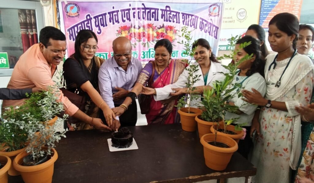 मारवाड़ी युवा मंच कटघोरा ने राष्ट्रीय डाक्टर्स डे पर चिकित्सकों का किया सम्मान .. Kshiti Technologies मारवाड़ी युवा मंच कटघोरा ने राष्ट्रीय डाक्टर्स डे पर चिकित्सकों का किया सम्मान .. Kshiti Technologies