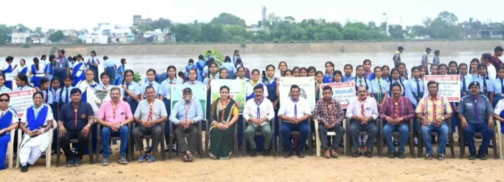 मां अरपा के नाम वृक्षारोपण, स्काउट्स-गाइड्स ने किया सेवा का संकल्प .. Kshiti Technologies मां अरपा के नाम वृक्षारोपण, स्काउट्स-गाइड्स ने किया सेवा का संकल्प .. Kshiti Technologies