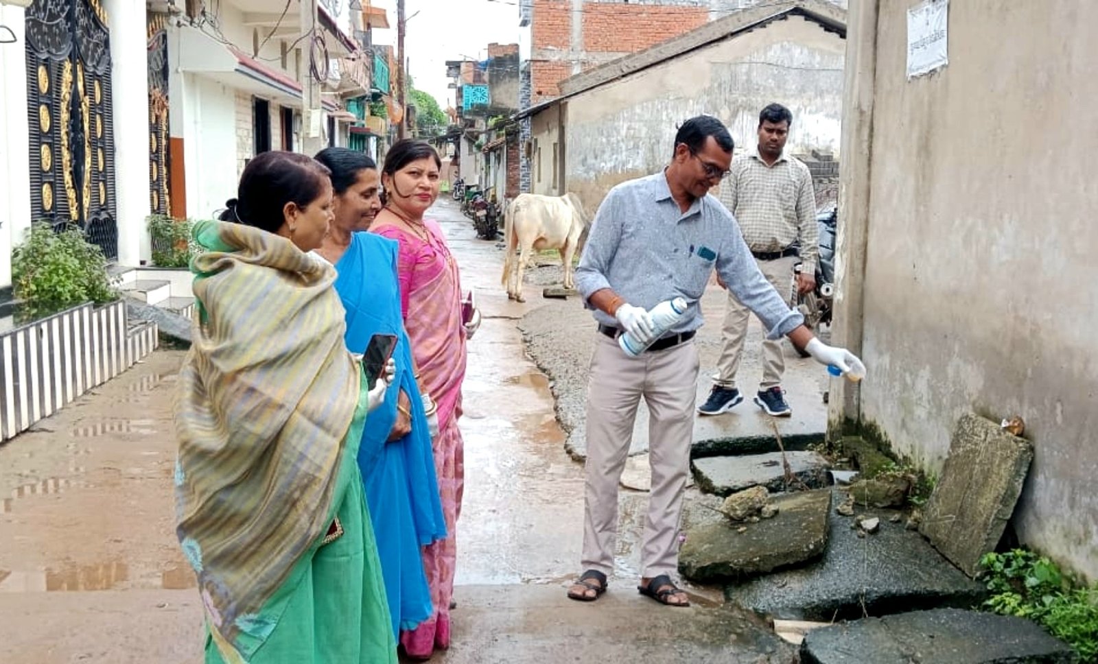 सक्ती जिले में डेंगू-मलेरिया रोकथाम को लेकर स्वास्थ्य विभाग अलर्ट, वार्डों में लार्वा नष्टिकरण अभियान तेज .. Kshiti Technologies सक्ती जिले में डेंगू-मलेरिया रोकथाम को लेकर स्वास्थ्य विभाग अलर्ट, वार्डों में लार्वा नष्टिकरण अभियान तेज .. Kshiti Technologies
