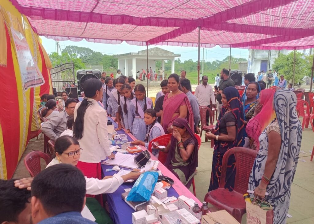 कलेक्टर व जिला पंचायत सीईओ ने किया आयुष्मान आरोग्य मंदिर असोंदा का निरीक्षण .. Kshiti Technologies कलेक्टर व जिला पंचायत सीईओ ने किया आयुष्मान आरोग्य मंदिर असोंदा का निरीक्षण .. Kshiti Technologies
