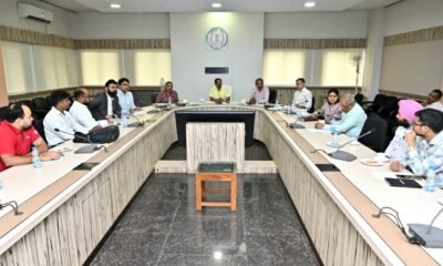 छत्तीसगढ़ में अधिक से अधिक ई-चार्जिंग स्टेशन स्थापित करने हेतु इलेक्ट्रिक वाहन निर्माता कंपनियों के साथ हुई बैठक: इलेक्ट्रिक वाहनों की खरीदी को किया जा रहा प्रोत्साहित .. Kshiti Technologies