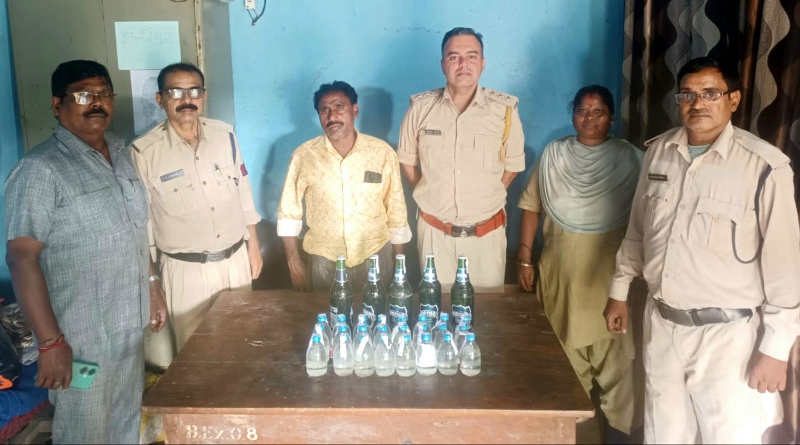 NH-49 स्थित दुर्गेश ढाबा में आबकारी विभाग की छापेमारी, अवैध शराब जब्त .. Kshiti Technologies NH-49 स्थित दुर्गेश ढाबा में आबकारी विभाग की छापेमारी, अवैध शराब जब्त .. Kshiti Technologies