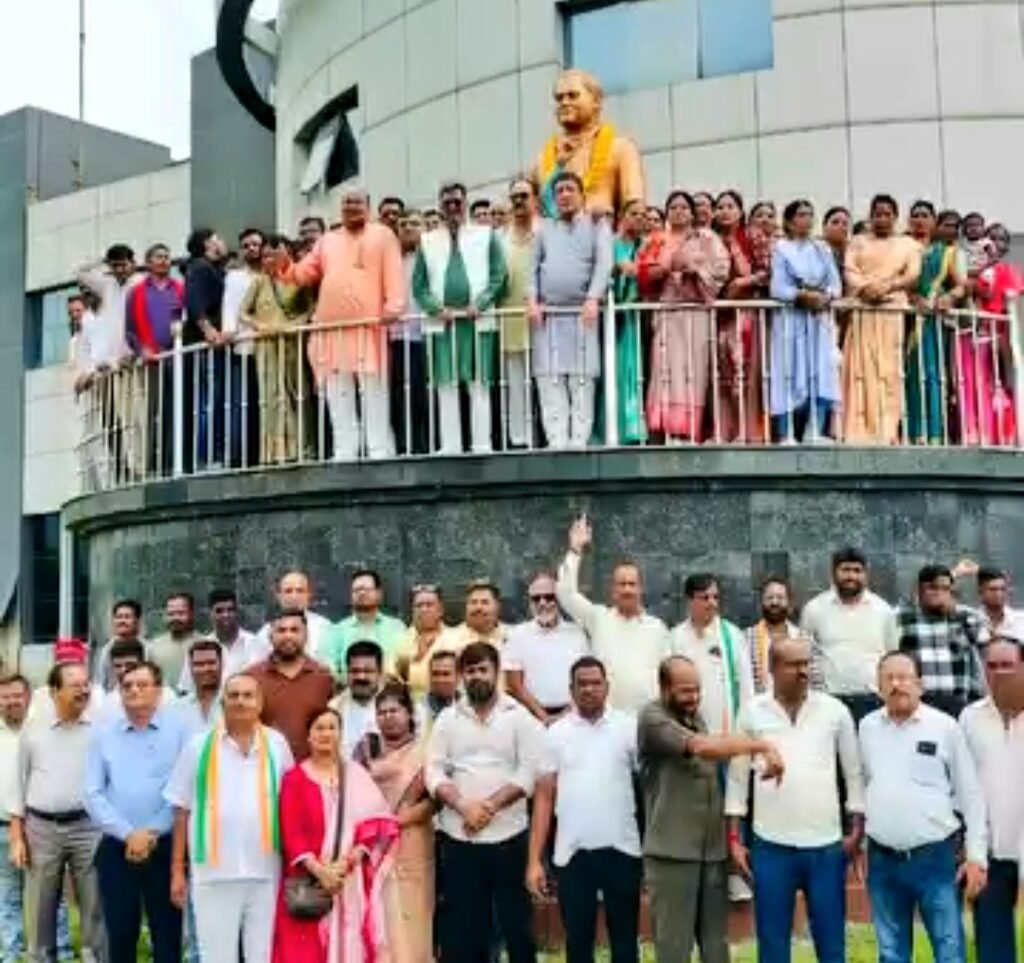 कोरबा मे पूर्व प्रधानमंत्री स्व. राजीव गांधी की 81वीं जयंती पर सद्भावना दिवस का आयोजन .. Kshiti Technologies