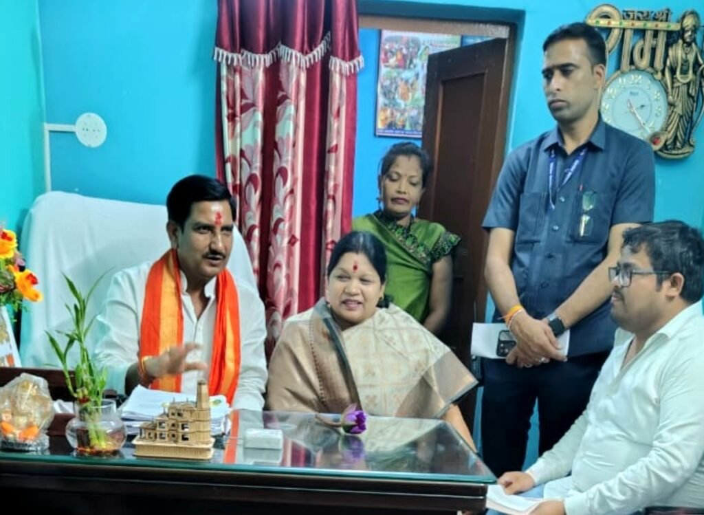 जल आवर्धन योजना में गड़बड़ी का आरोप, भाजपा नगर मंडल ने केंद्रीय मंत्री तोखन साहू से की शिकायत .. Kshiti Technologies