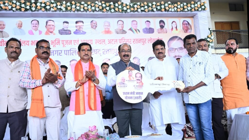 विकास के लिए प्रतिबद्ध डबल इंजन की सरकार: केंद्रीय राज्य मंत्री तोखन साहू .. Kshiti Technologies