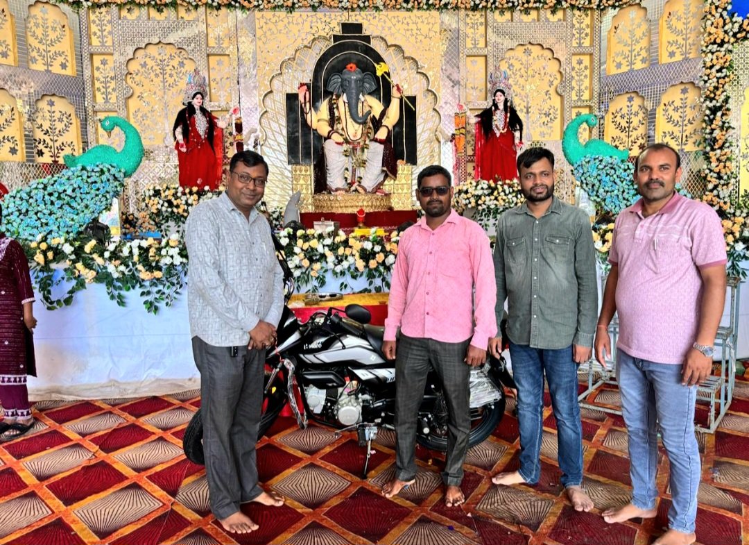 आजाद गणेश उत्सव समिति बाराद्वार के प्रथम पुरस्कार विजेता बने सूरज खूंटे .. Kshiti Technologies