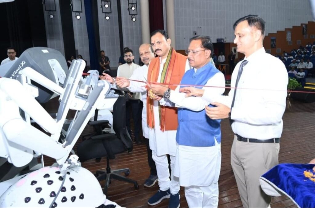 रोबोटिक सर्जरी छत्तीसगढ़ में चिकित्सा सुविधाओं के विकास में एक नया आयाम : मुख्यमंत्री विष्णु देव साय .. Kshiti Technologies रोबोटिक सर्जरी छत्तीसगढ़ में चिकित्सा सुविधाओं के विकास में एक नया आयाम : मुख्यमंत्री विष्णु देव साय .. Kshiti Technologies