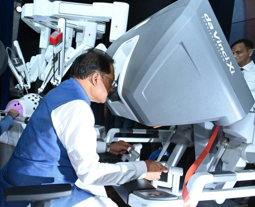 रोबोटिक सर्जरी छत्तीसगढ़ में चिकित्सा सुविधाओं के विकास में एक नया आयाम : मुख्यमंत्री विष्णु देव साय .. Kshiti Technologies रोबोटिक सर्जरी छत्तीसगढ़ में चिकित्सा सुविधाओं के विकास में एक नया आयाम : मुख्यमंत्री विष्णु देव साय .. Kshiti Technologies
