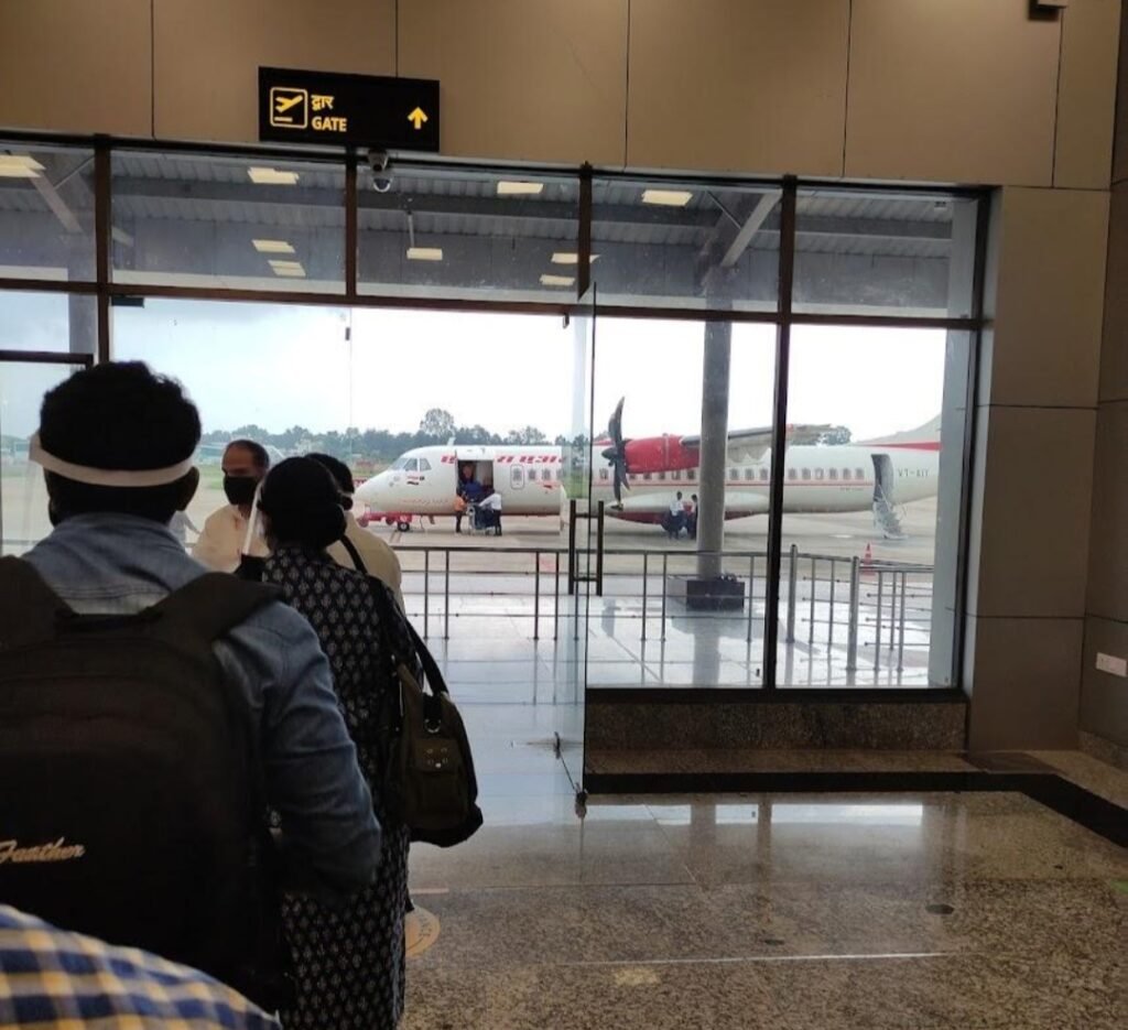 छत्तीसगढ़ रजत महोत्सव - 2025, बस्तर एयरपोर्ट से अब तक तीन लाख यात्रियों ने भरी उड़ान .. Kshiti Technologies छत्तीसगढ़ रजत महोत्सव - 2025, बस्तर एयरपोर्ट से अब तक तीन लाख यात्रियों ने भरी उड़ान .. Kshiti Technologies