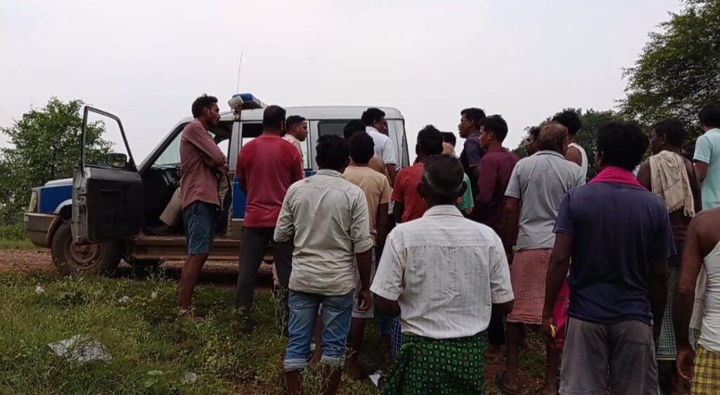 मुक्तिधाम से अस्थि चोरी: करौवाडीह गांव में सनसनी और आक्रोश .. Kshiti Technologies मुक्तिधाम से अस्थि चोरी: करौवाडीह गांव में सनसनी और आक्रोश .. Kshiti Technologies