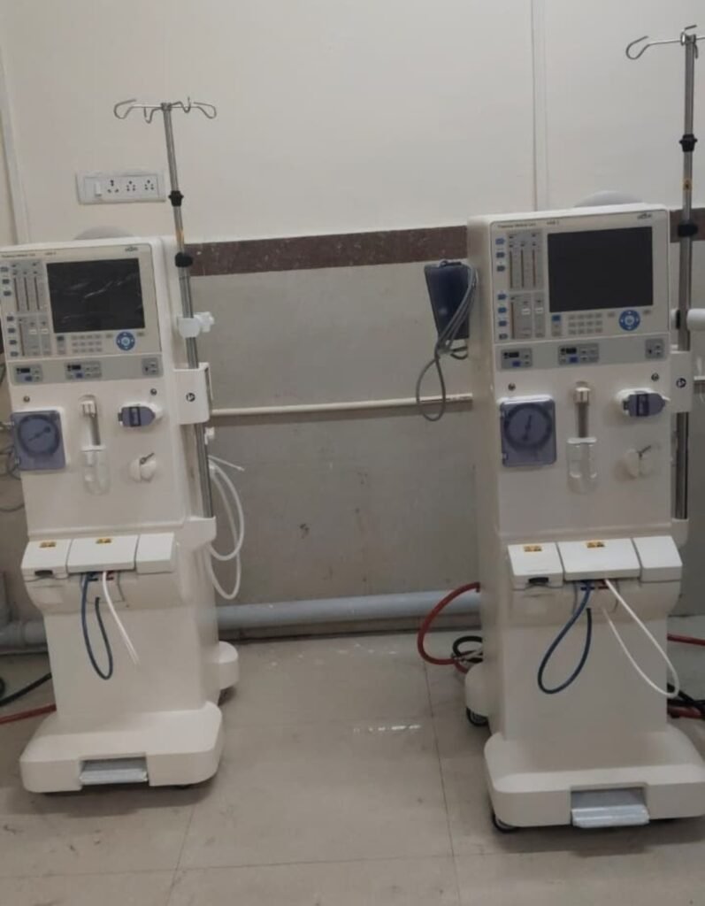 मातृ एवं शिशु अस्पताल सक्ती में डायलीसिस मशीन की स्थापना .. Kshiti Technologies