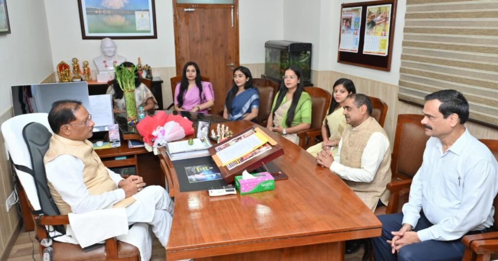 जनता की समस्याओं को हल करने में राज्य प्रशासनिक सेवा के अधिकारियों की है अहम भूमिका – मुख्यमंत्री विष्णुदेव साय .. Kshiti Technologies जनता की समस्याओं को हल करने में राज्य प्रशासनिक सेवा के अधिकारियों की है अहम भूमिका – मुख्यमंत्री विष्णुदेव साय .. Kshiti Technologies