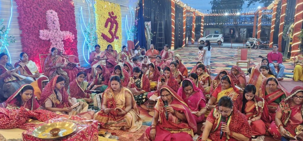 सक्ती की मां महामाया दुर्गा पंडाल में दादी रानी सती का भव्य मंगल पाठ, महिलाओं की उमड़ी भीड़ .. Kshiti Technologies सक्ती की मां महामाया दुर्गा पंडाल में दादी रानी सती का भव्य मंगल पाठ, महिलाओं की उमड़ी भीड़ .. Kshiti Technologies