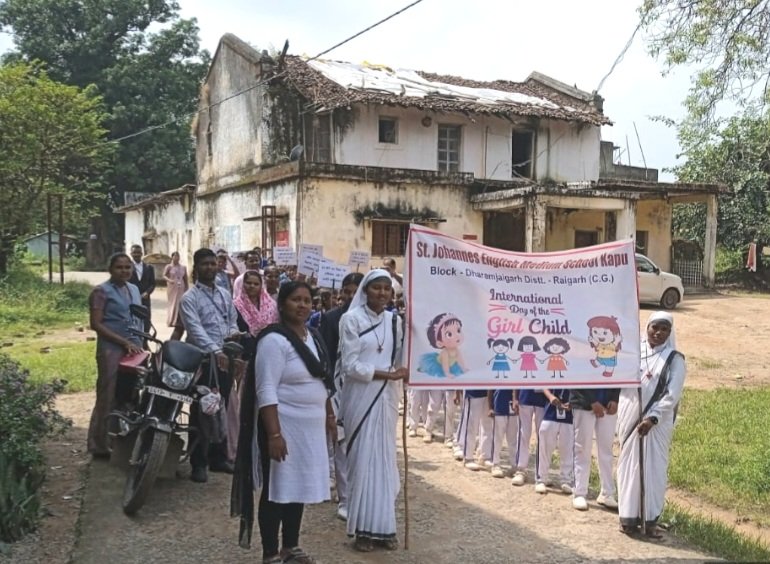कापू में विधिक साक्षरता शिविर का आयोजन, बच्चों को दी गई कानूनी जागरूकता की जानकारी .. Kshiti Technologies कापू में विधिक साक्षरता शिविर का आयोजन, बच्चों को दी गई कानूनी जागरूकता की जानकारी .. Kshiti Technologies