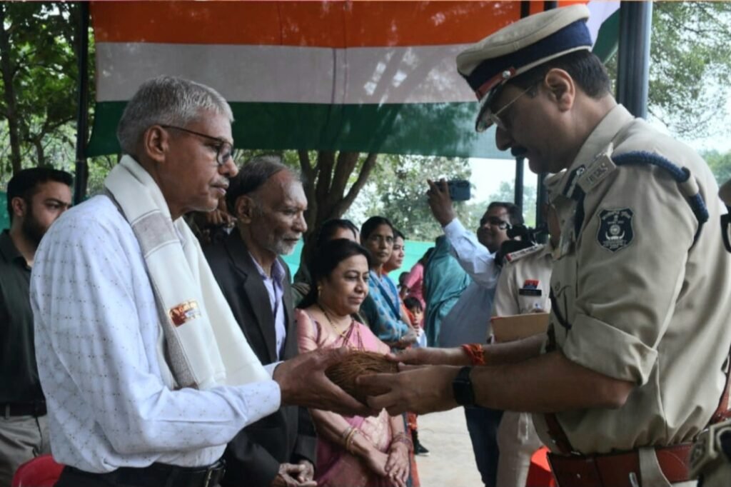 पुलिस स्मृति दिवस पर शहीदों को दी गई श्रद्धांजलि .. Kshiti Technologies पुलिस स्मृति दिवस पर शहीदों को दी गई श्रद्धांजलि .. Kshiti Technologies