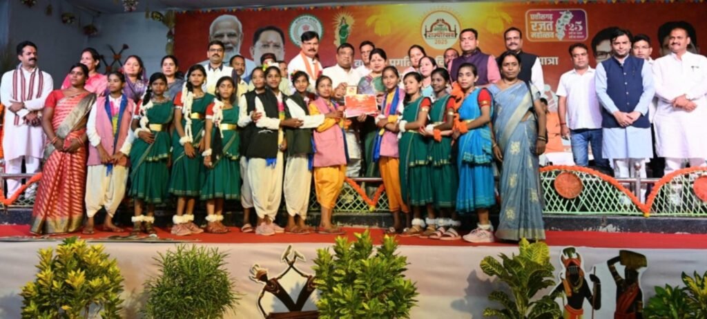 जांजगीर-चांपा में छत्तीसगढ़ राज्योत्सव का भव्य शुभारंभ — सांसद कमलेश जांगड़े ने किया तीन दिवसीय कार्यक्रम का उद्घाटन .. Kshiti Technologies