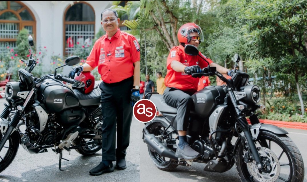 मुख्यमंत्री विष्णुदेव साय ने स्वयं बाइक चलाकर युवाओं को दिया सुरक्षित ड्राइविंग का संदेश .. Kshiti Technologies मुख्यमंत्री विष्णुदेव साय ने स्वयं बाइक चलाकर युवाओं को दिया सुरक्षित ड्राइविंग का संदेश .. Kshiti Technologies