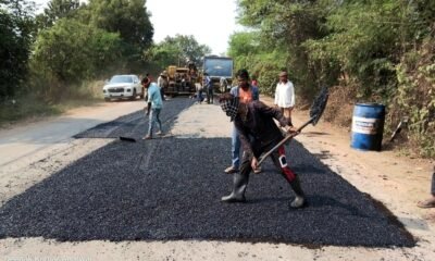 सड़क मरम्मत कार्य में लापरवाही, ठेकेदारों की मनमानी से घट रही गुणवत्ता .. Kshiti Technologies