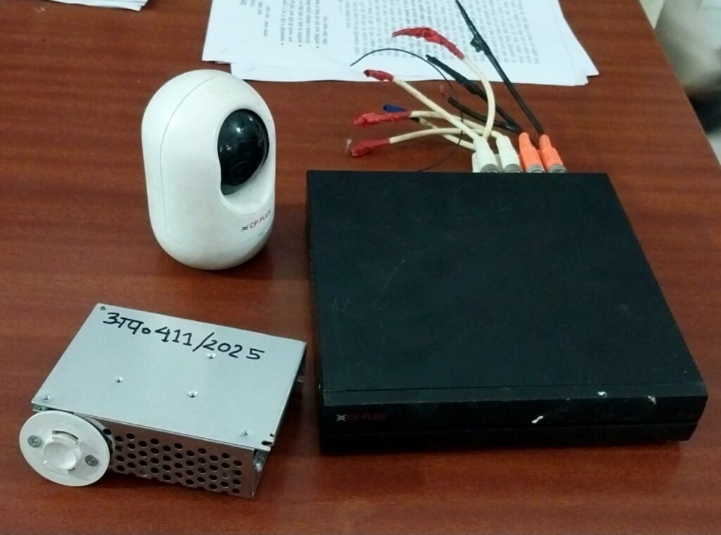 सक्ती के अशोक सुपर बाजार में चोरी करने वाला आरोपी गिरफ्तार .. Kshiti Technologies सक्ती के अशोक सुपर बाजार में चोरी करने वाला आरोपी गिरफ्तार .. Kshiti Technologies