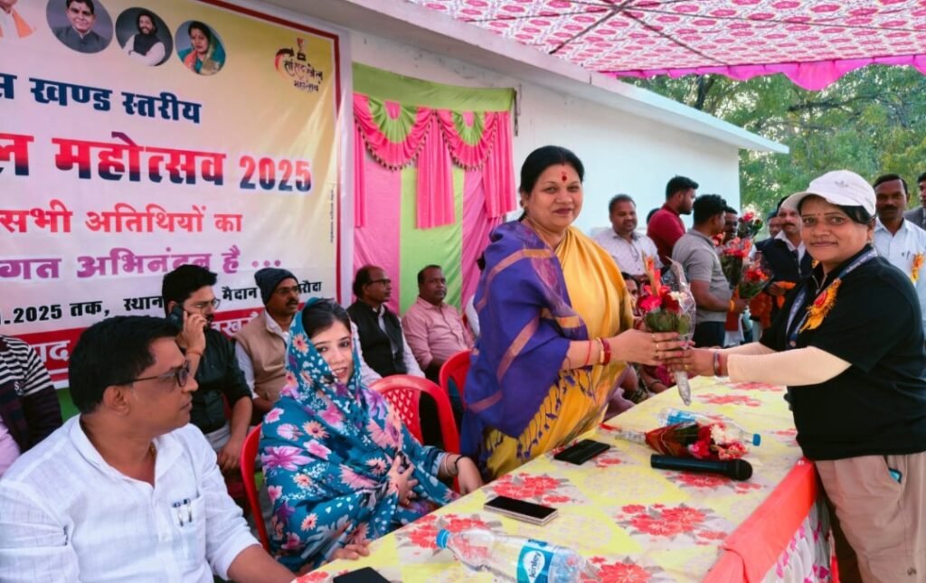 सांसद कमलेश जांगड़े के मुख्य आतिथ्य मे विकासखंड स्तरीय सांसद खेल महोत्सव का हुआ शुभारंभ .. Kshiti Technologies सांसद कमलेश जांगड़े के मुख्य आतिथ्य मे विकासखंड स्तरीय सांसद खेल महोत्सव का हुआ शुभारंभ .. Kshiti Technologies