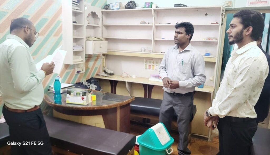 ओआईसी हेल्थ और नर्सिंग होम टीम द्वारा स्वास्थ्य मानकों के अनुपालन के लिए जिले के विभिन्न पैथोलॉजी केंद्रों का किया गया औचक निरीक्षण .. Kshiti Technologies