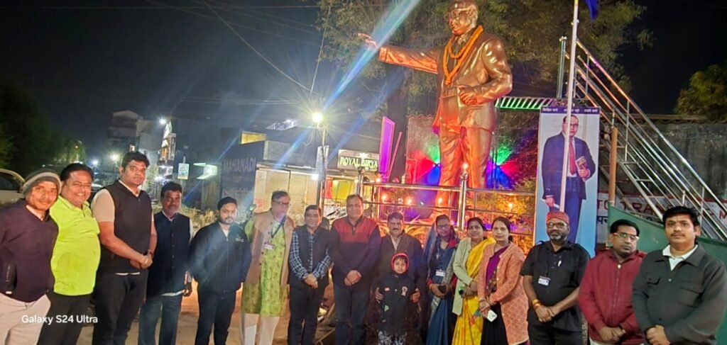 सक्ती के अंबेडकर चौक में छत्तीसगढ़ नागरिक सुरक्षा मंच ने बाबासाहेब को दी श्रद्धांजलि .. Kshiti Technologies सक्ती के अंबेडकर चौक में छत्तीसगढ़ नागरिक सुरक्षा मंच ने बाबासाहेब को दी श्रद्धांजलि .. Kshiti Technologies